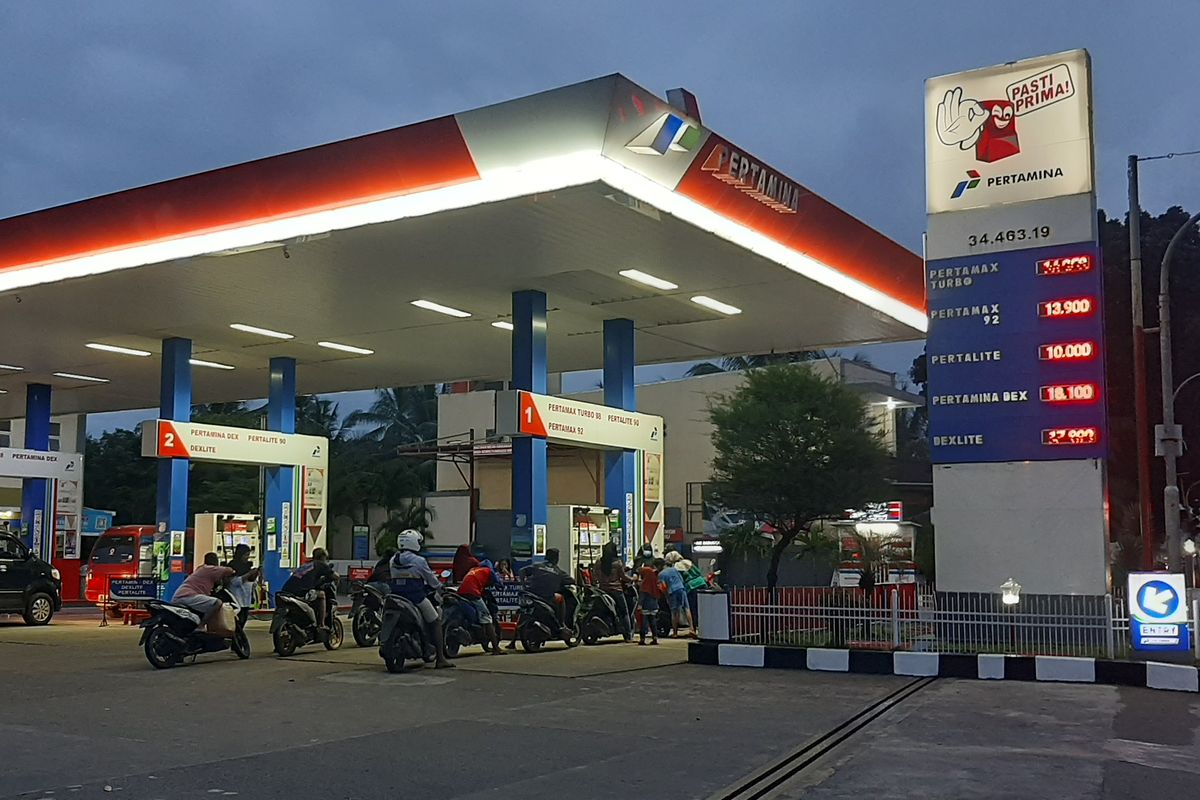 biaya-tinggi-bensin-motor-di-indonesia