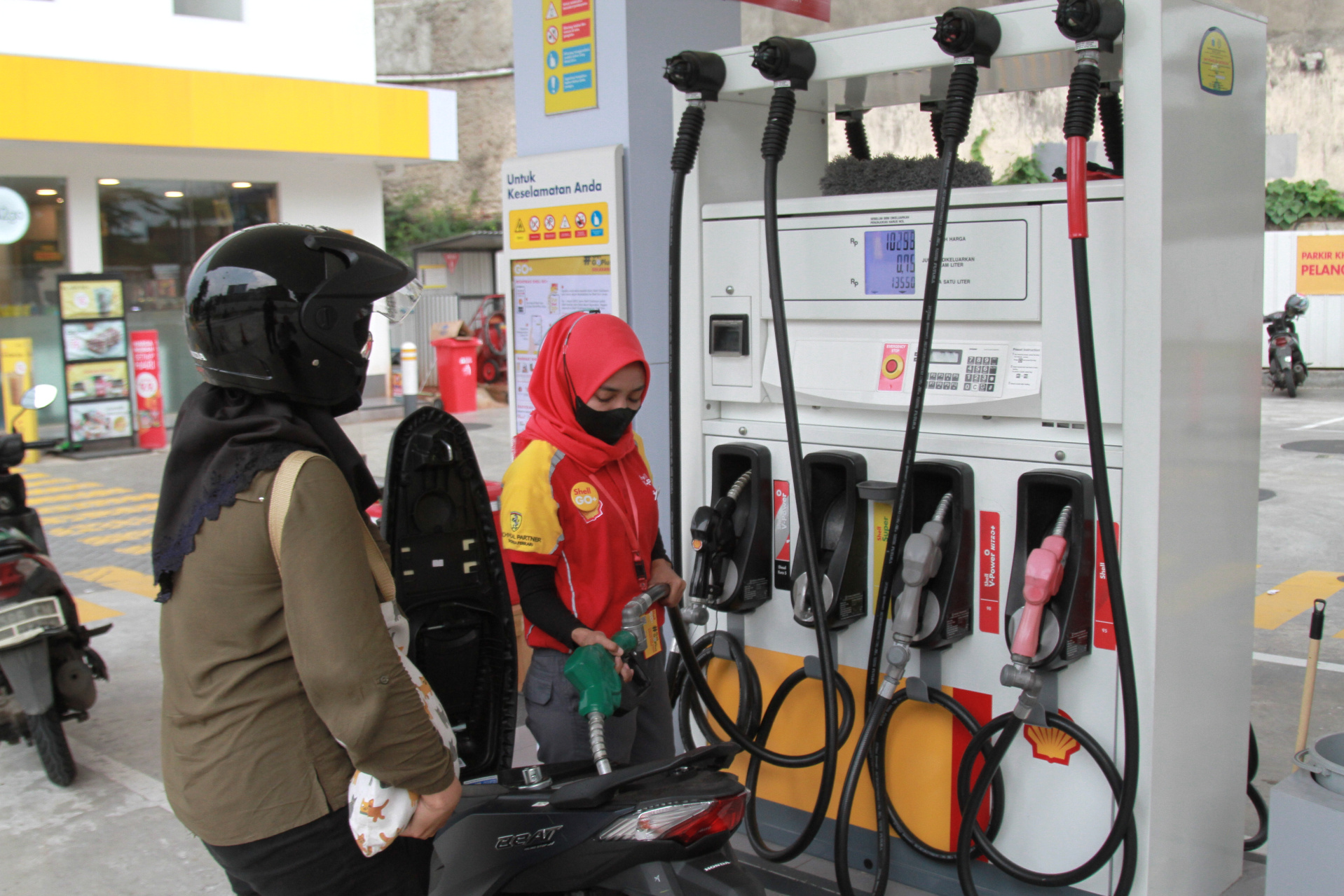 biaya bulanan bensin motor mencapai jutaan rupiah