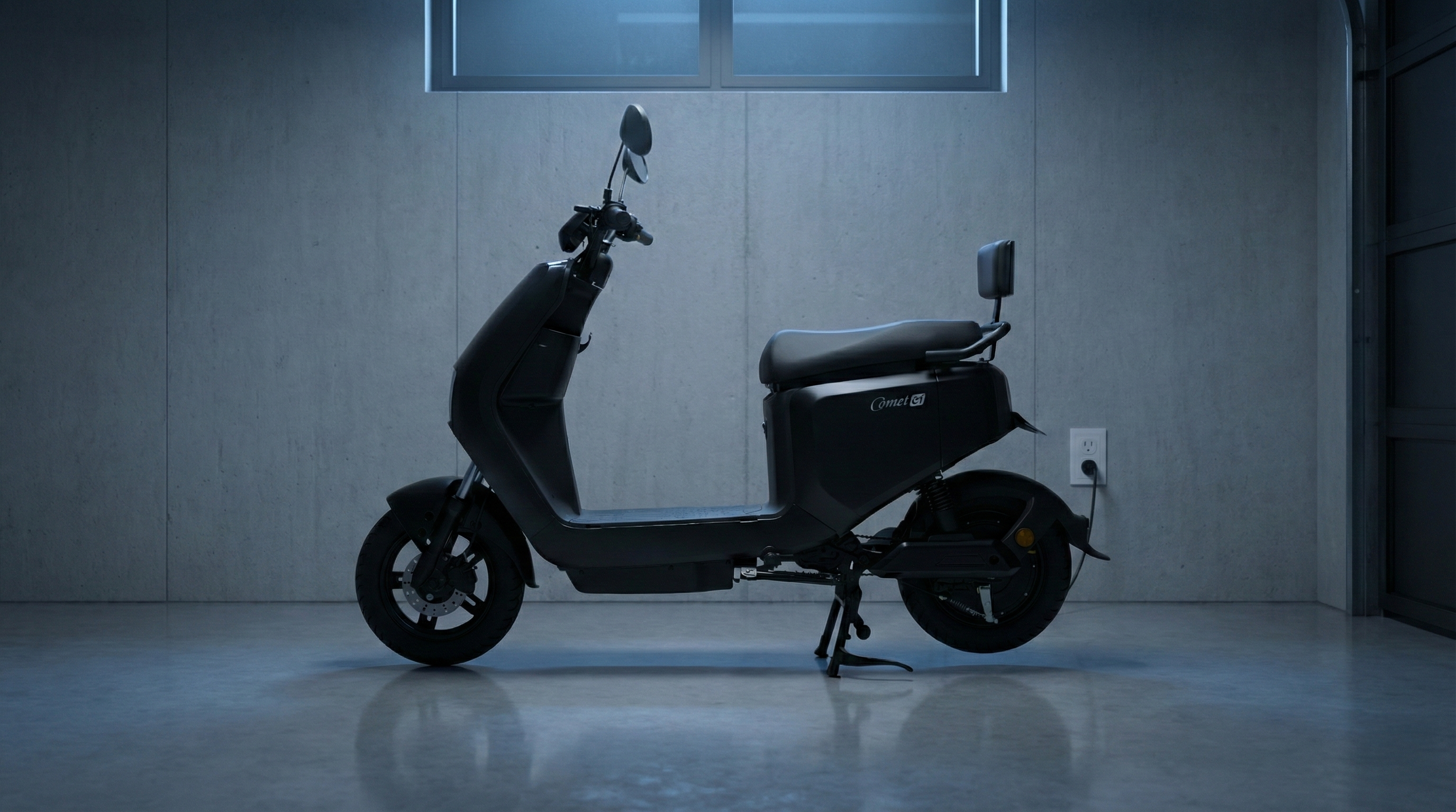 aman-cas-motor-listrik-sanken-comet-ditinggal-tidur-semalaman