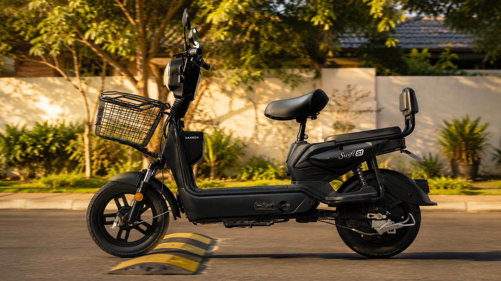 kenyamanan-e-bike-sanken-melewati-polisi-tidur-dan-jalan-berlubang